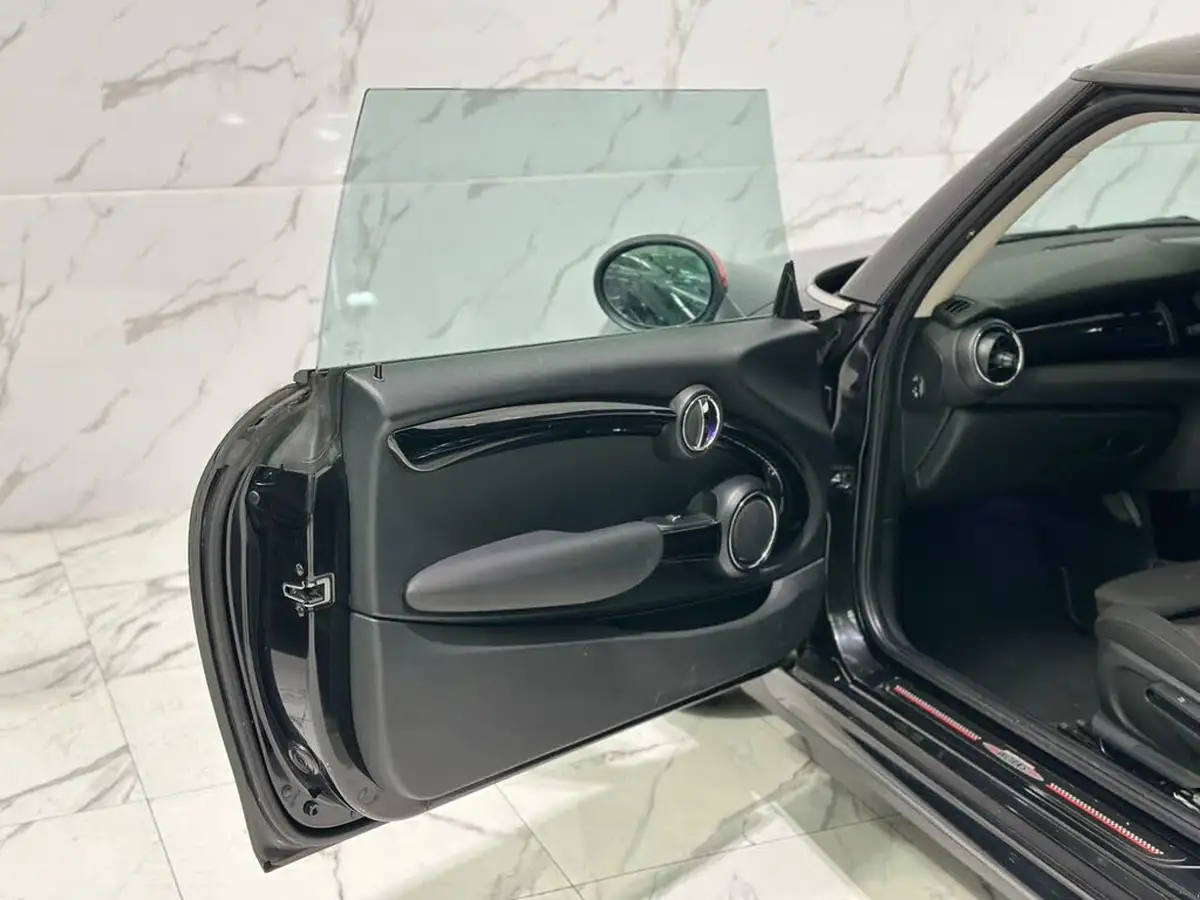 2017-mini-cooper-15-cooper-ss-hatchback-3d-auto-big-37
