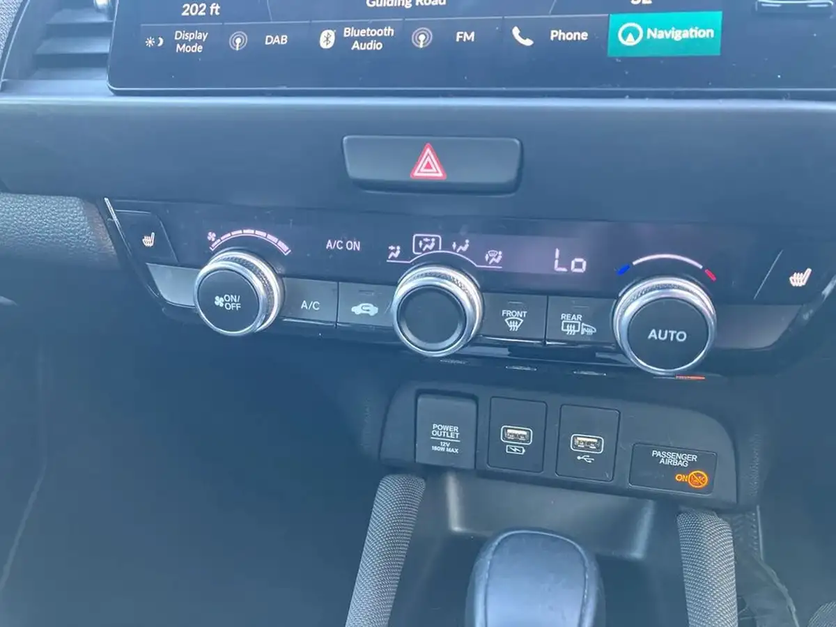 2021-honda-jazz-15-i-mmd-ex-109ps-big-13