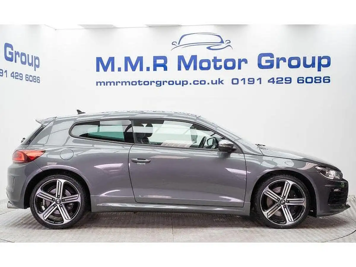 2017-volkswagen-scirocco-20-tsi-r-bmt-big-8