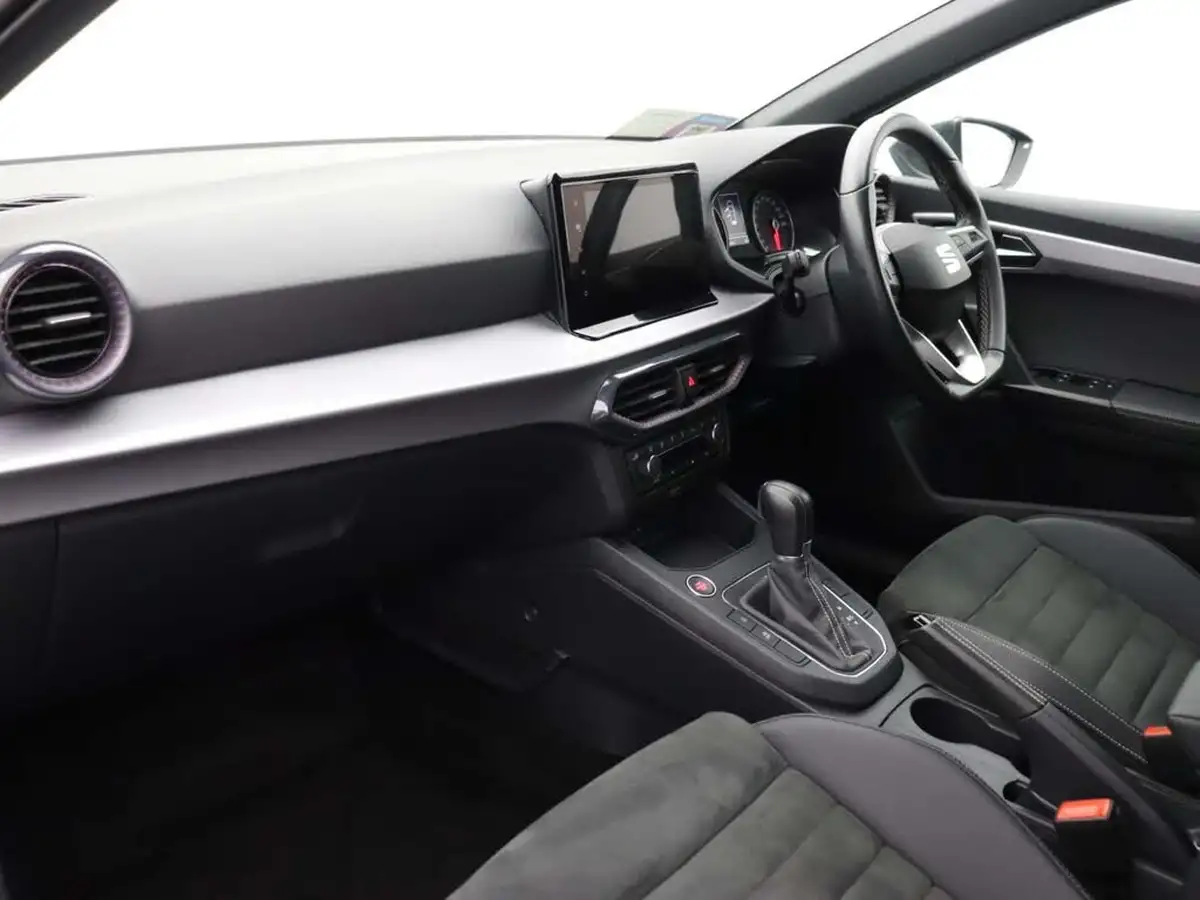 2022-seat-ibiza-10-tsi-xcellence-110ps-dsg-big-18