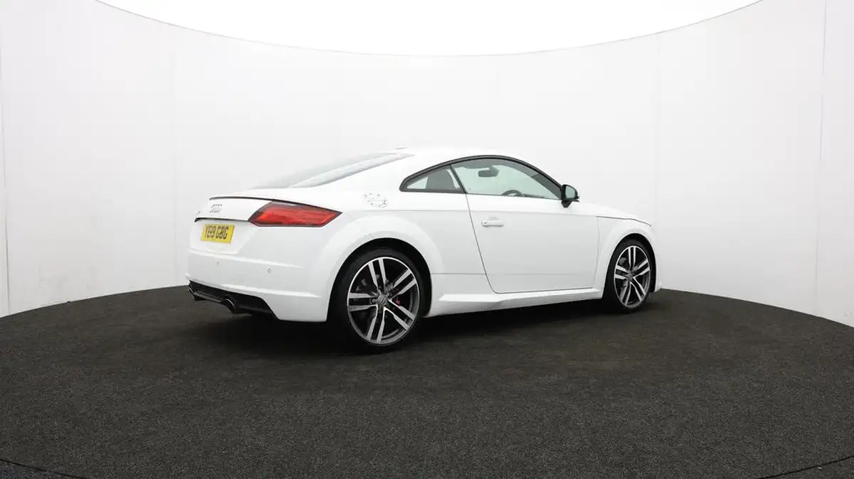 2019-audi-tt-coupe-20-40-tfsi-sport-big-35
