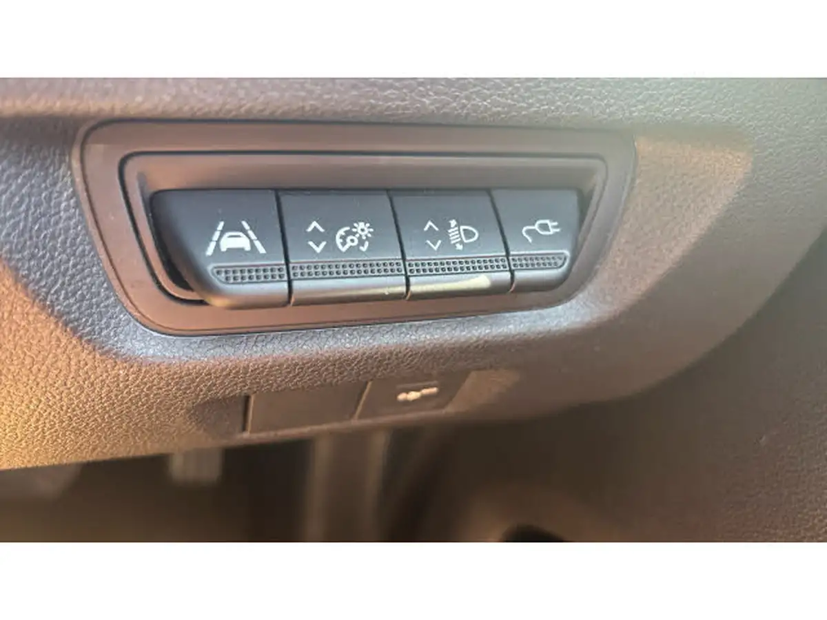 2021-renault-zoe-e-i-iconic-110ps-r110ze50-big-26