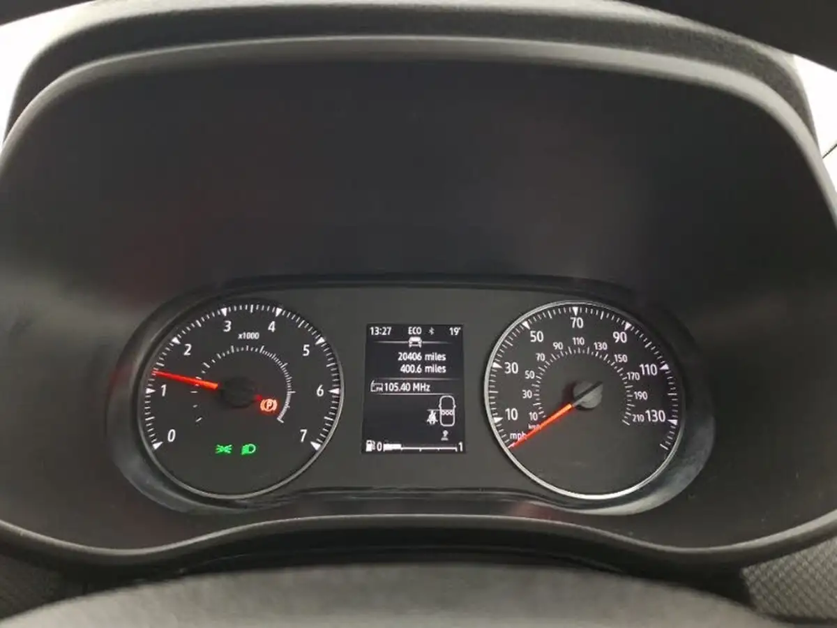 2022-dacia-sandero-stepway-10-tce-essential-90bhp-big-9