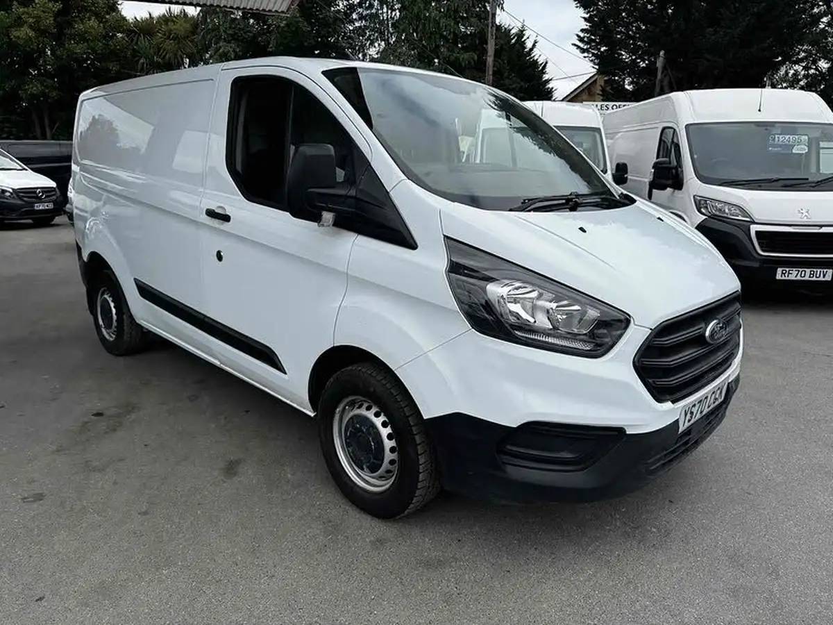 2020-ford-transit-custom-20tdci-280-l1h1-leader-105pseu6dt-panel-van-big-3