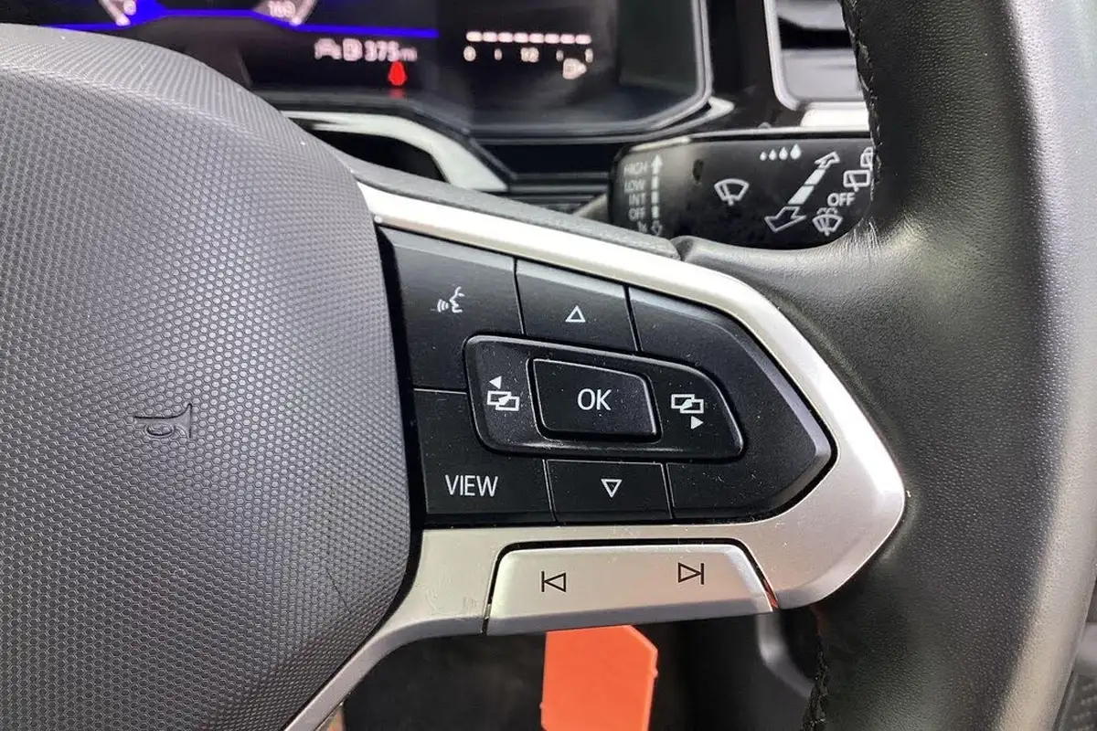 2024-volkswagen-polo-10-tsi-life-big-16
