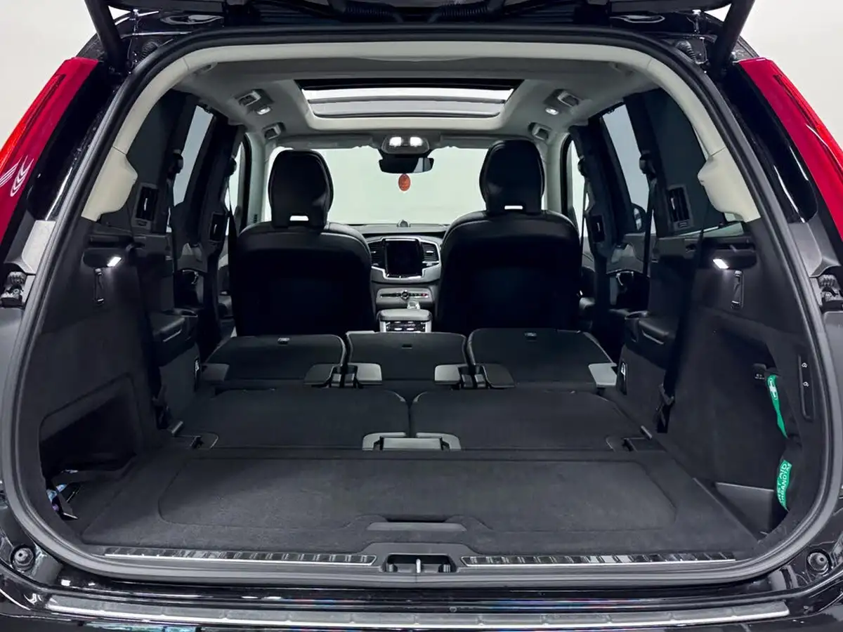 2024-volvo-xc90-20-t8-ultra-dark-big-13