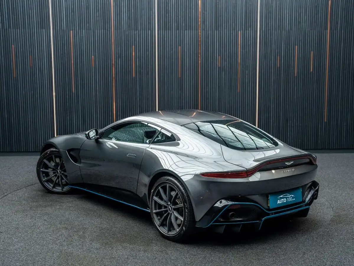 2018-aston-martin-vantage-40-v8-vantage-big-16