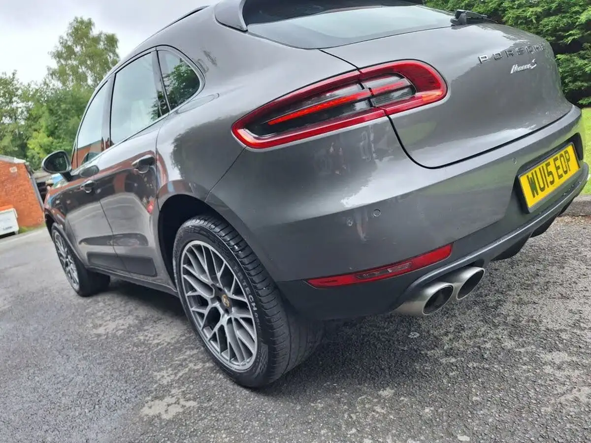 2015-porsche-macan-30td-s-big-28