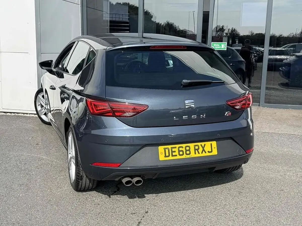 2018-seat-leon-15-tsi-evo-fr-130ps-hatchback-big-9