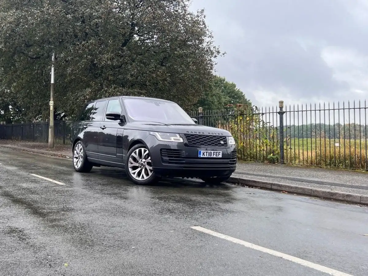 2018-land-rover-range-rover-30tdv6-vogue-se-big-3