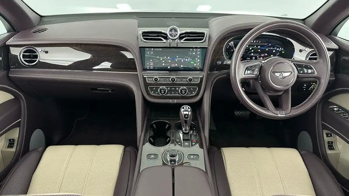 2020-bentley-bentayga-30-hybrid-big-5