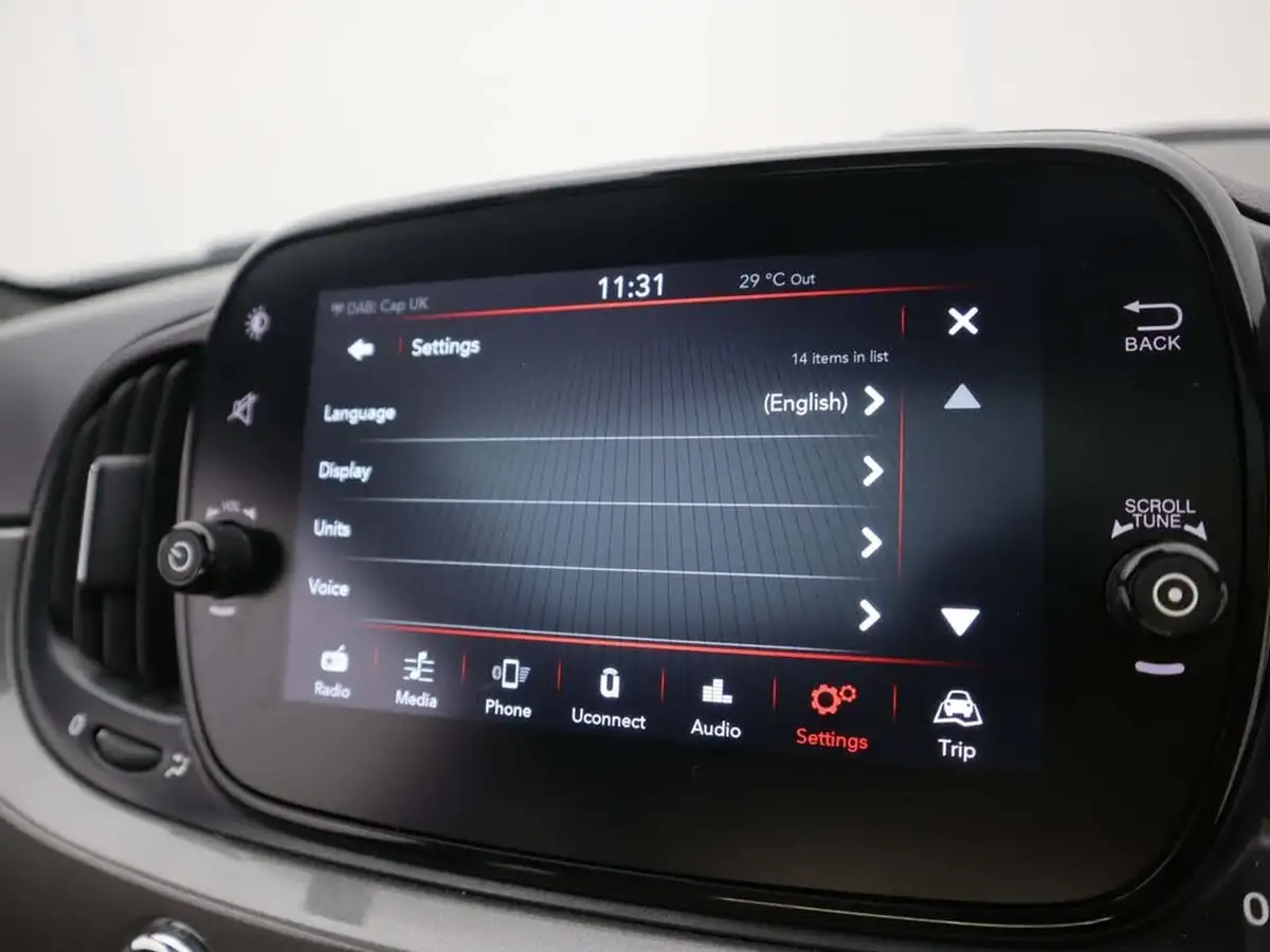 2022-fiat-500-10-dolcevita-big-27