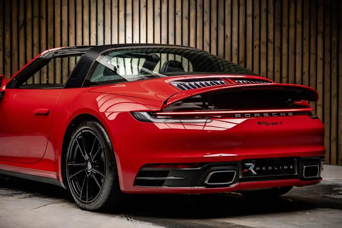 2020-porsche-911-30-targa-4-big-20