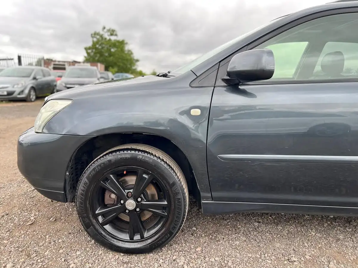 2005-lexus-rx-400h-33-se-l-big-8