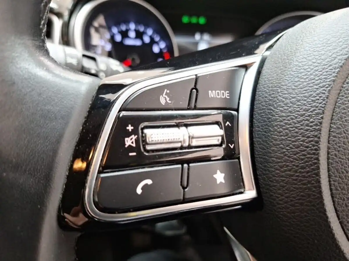 2022-kia-ceed-15-t-gdi-3-hatchback-big-14