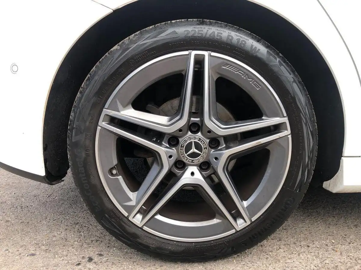 2021-mercedes-benz-a-class-13-a180-amg-line-executive-hatchback-5d-7g-dct-big-4