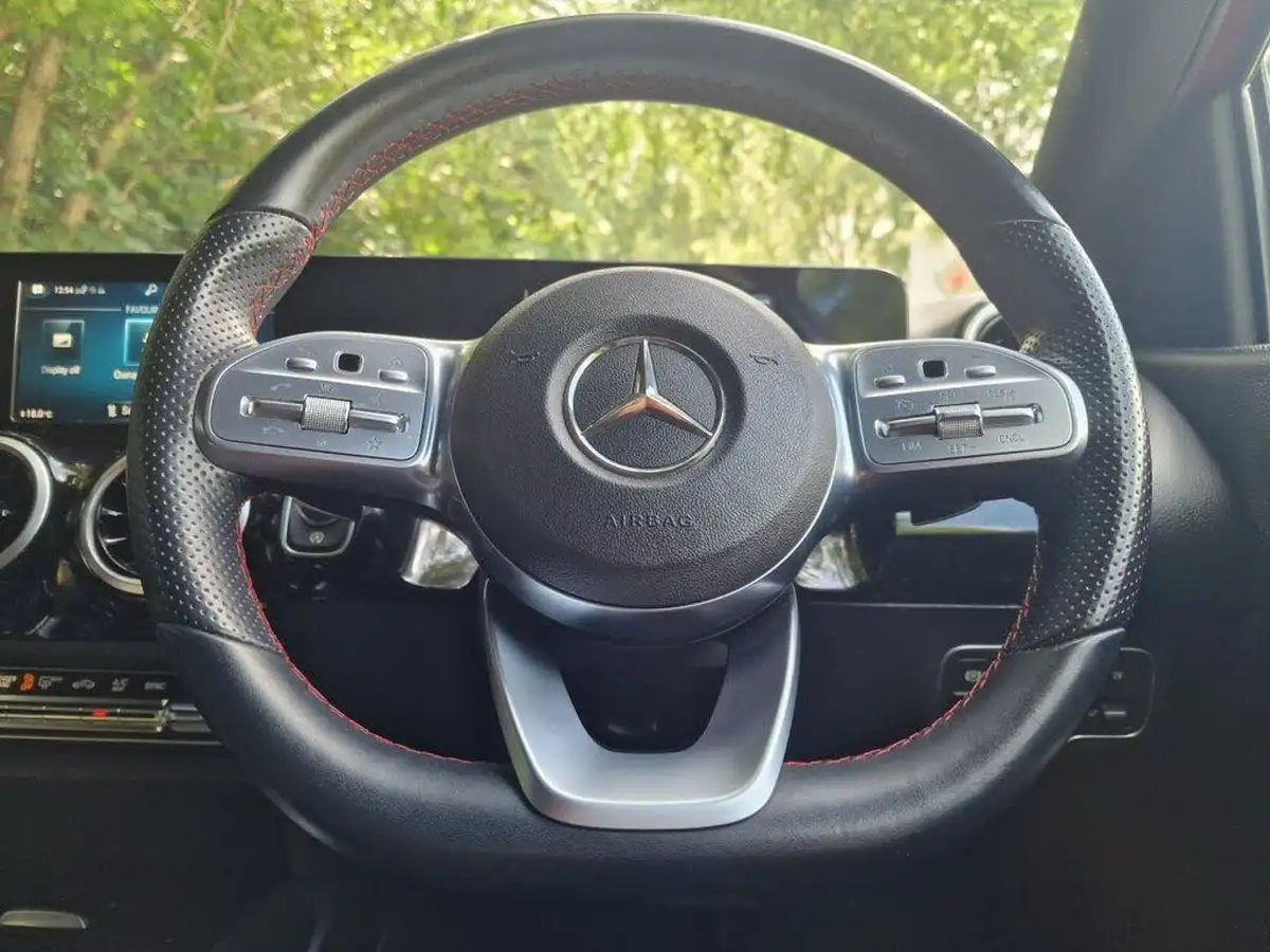 2020-mercedes-benz-b-class-20d-b200d-amg-line-big-23