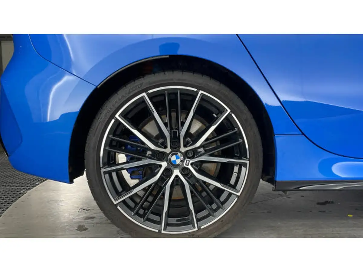 2022-bmw-1-series-20-m135i-xdrive-big-13