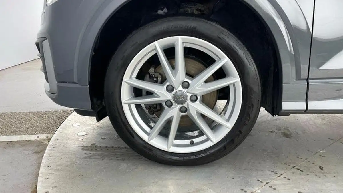2019-audi-q2-16-30-tdi-s-line-big-35