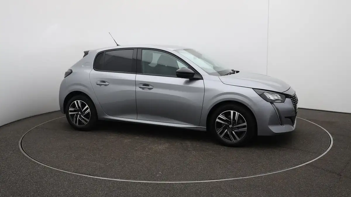 2023-peugeot-208-12-puretech-allure-premium-100ps-big-45
