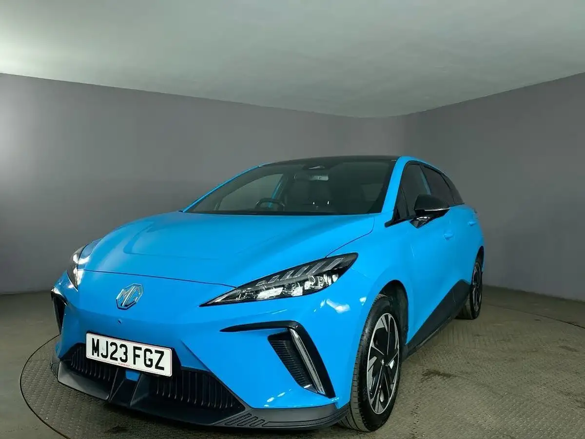 2023-mg-mg4-e-trophy-ev-203ps-long-big-11