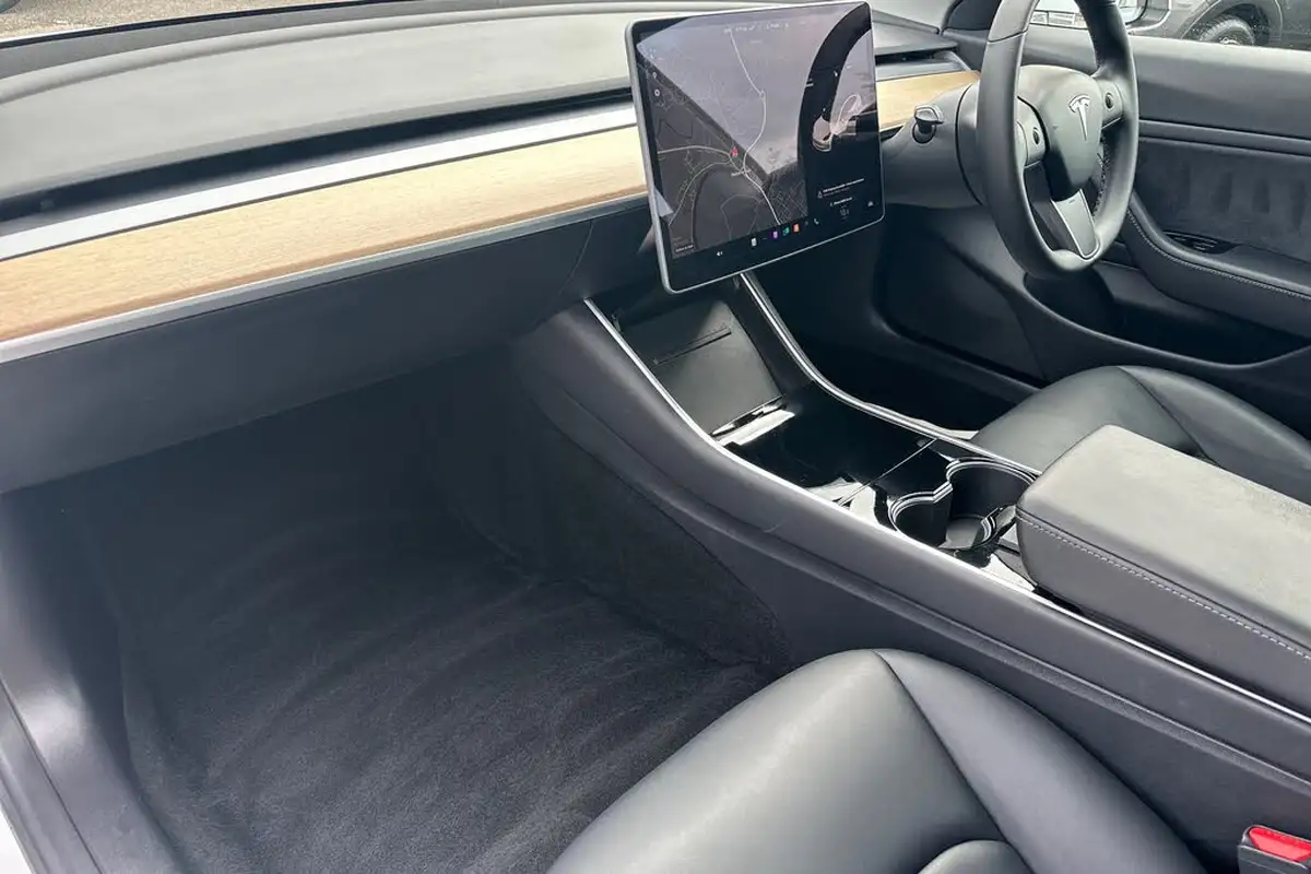 2020-tesla-model-3-e-standard-plus-big-3