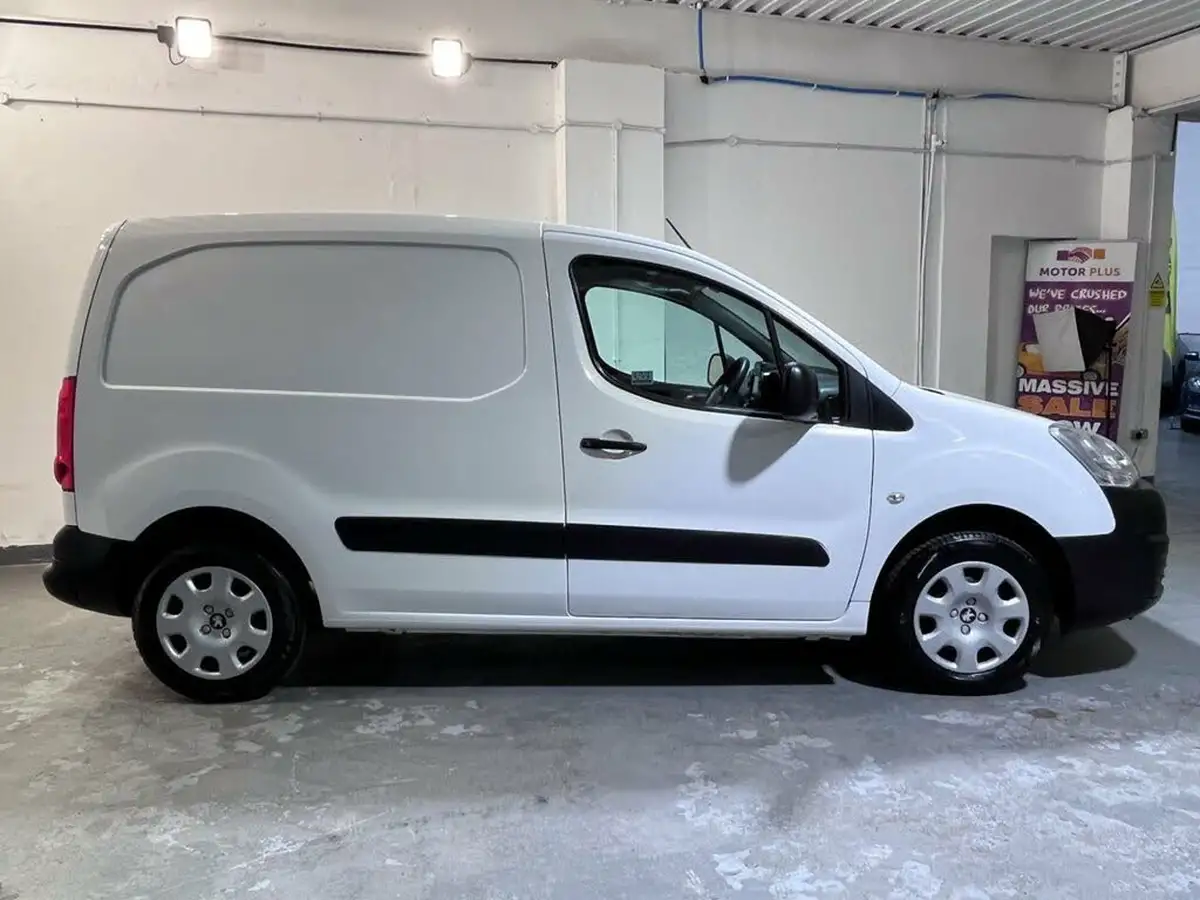 2016-peugeot-partner-16bluehdi-professional-l1-100eu6-854-big-10