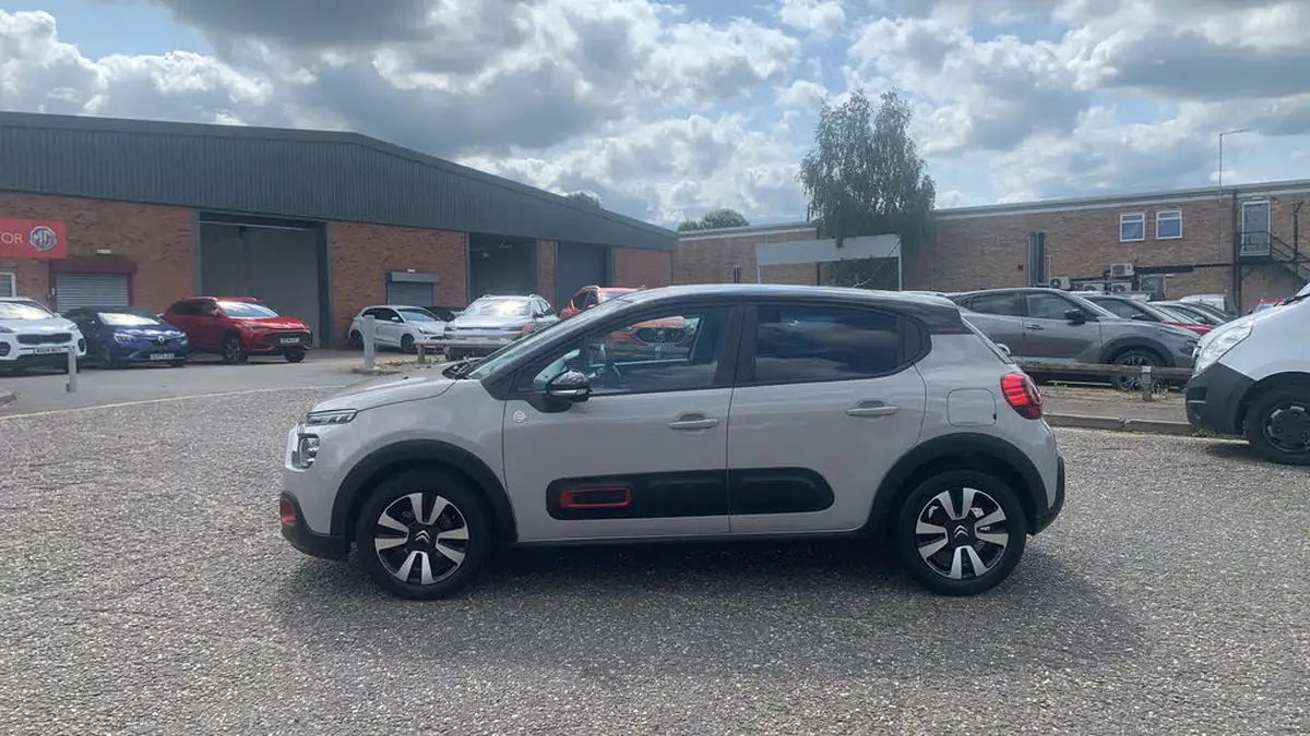 2022-citroen-c3-12-puretech-c-series-big-5