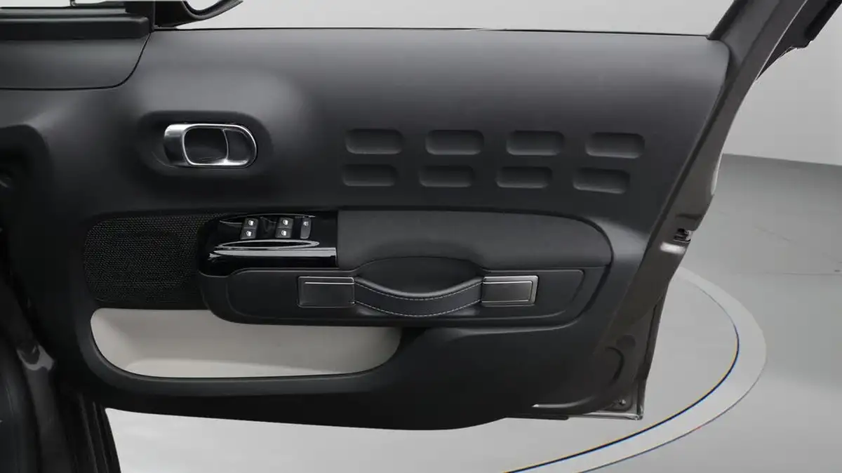 2023-citroen-c3-12-puretech-c-series-edition-83ps-ss-big-15