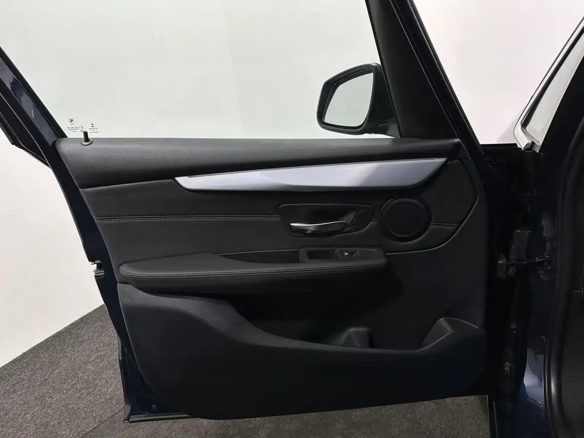 2019-bmw-2-series-15-218i-luxury-ss-active-dct-big-35