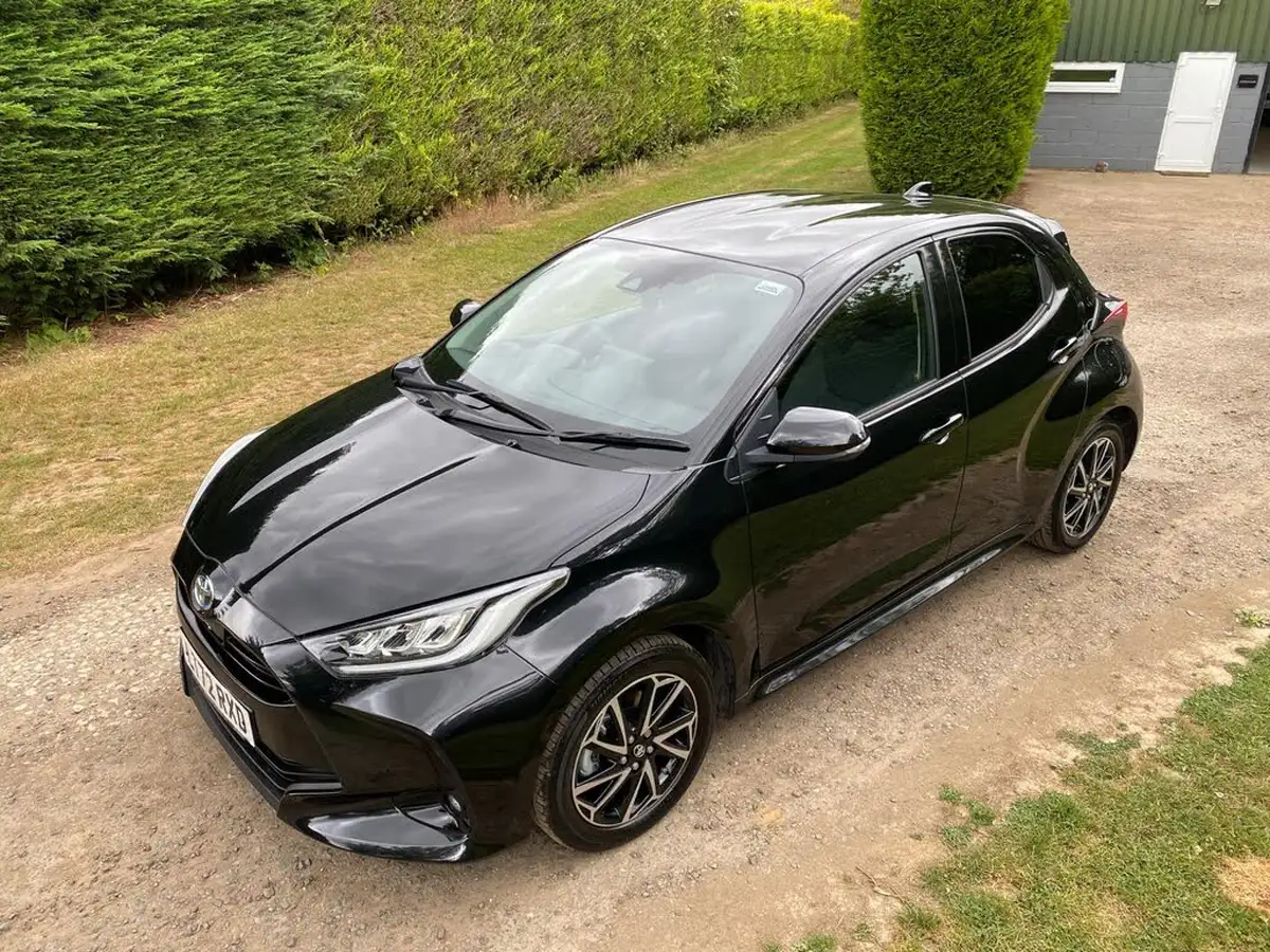 2022-toyota-yaris-15-vvt-i-design-big-13