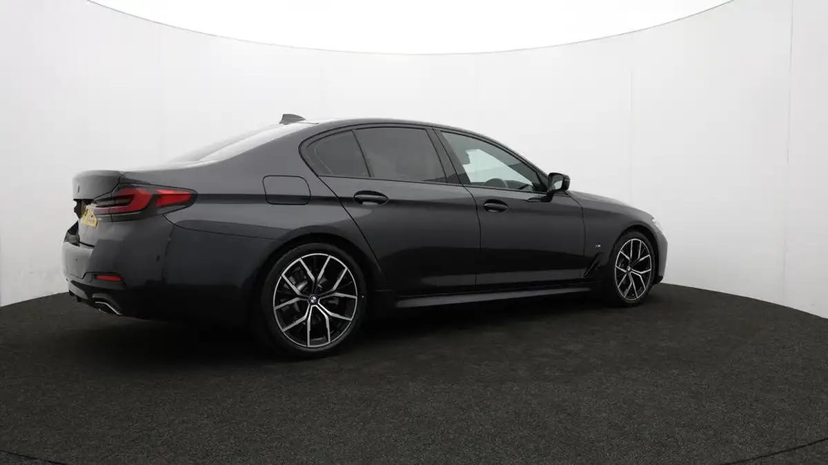 2020-bmw-5-series-20td-520d-m-sport-187bhp-mht-saloon-4d-big-37