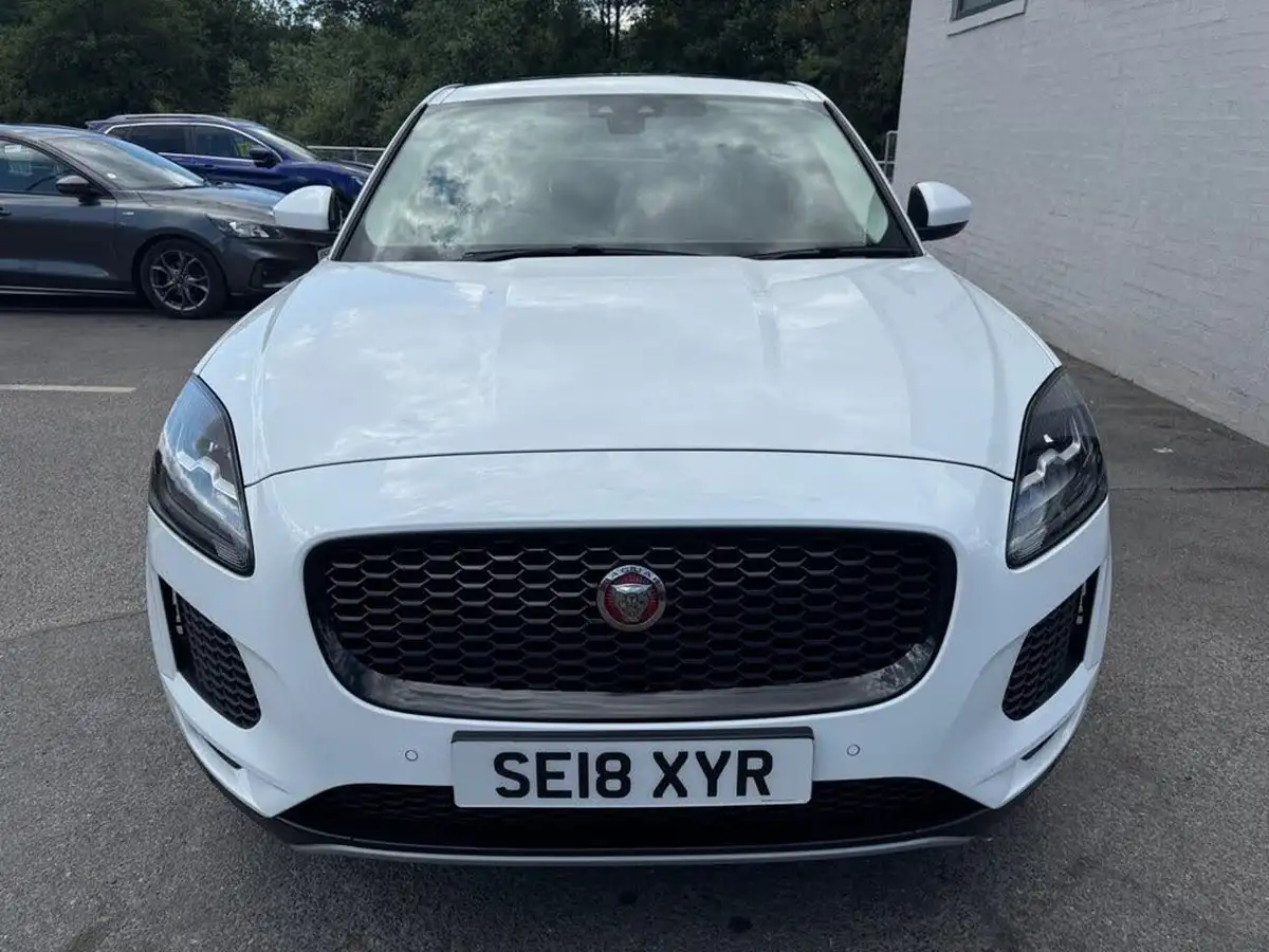 2018-jaguar-e-pace-20-i4-249ps-ss-big-6