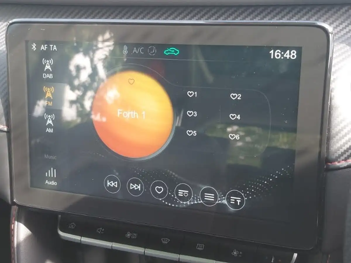 2022-mg-zs-suv-10t-gdi-exclusive-big-14