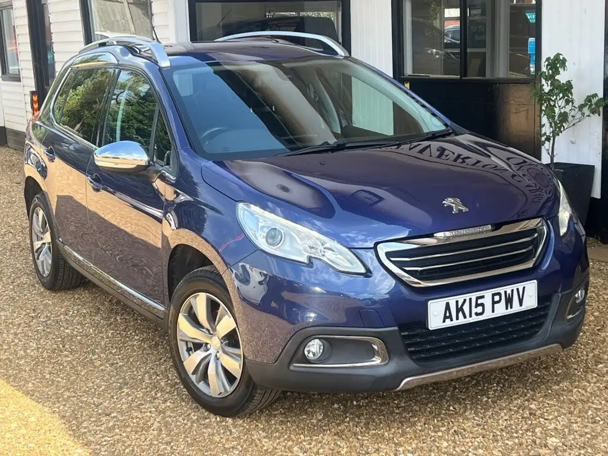 2015-peugeot-2008-crossover-12-puretech-allure-82bhp-big-0