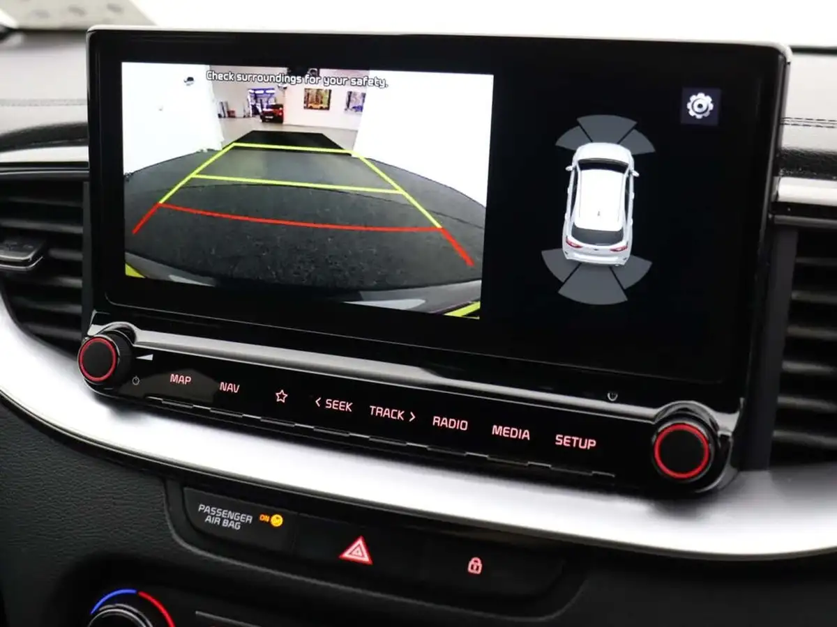 2021-kia-pro-ceed-16-t-gdi-gt-big-22