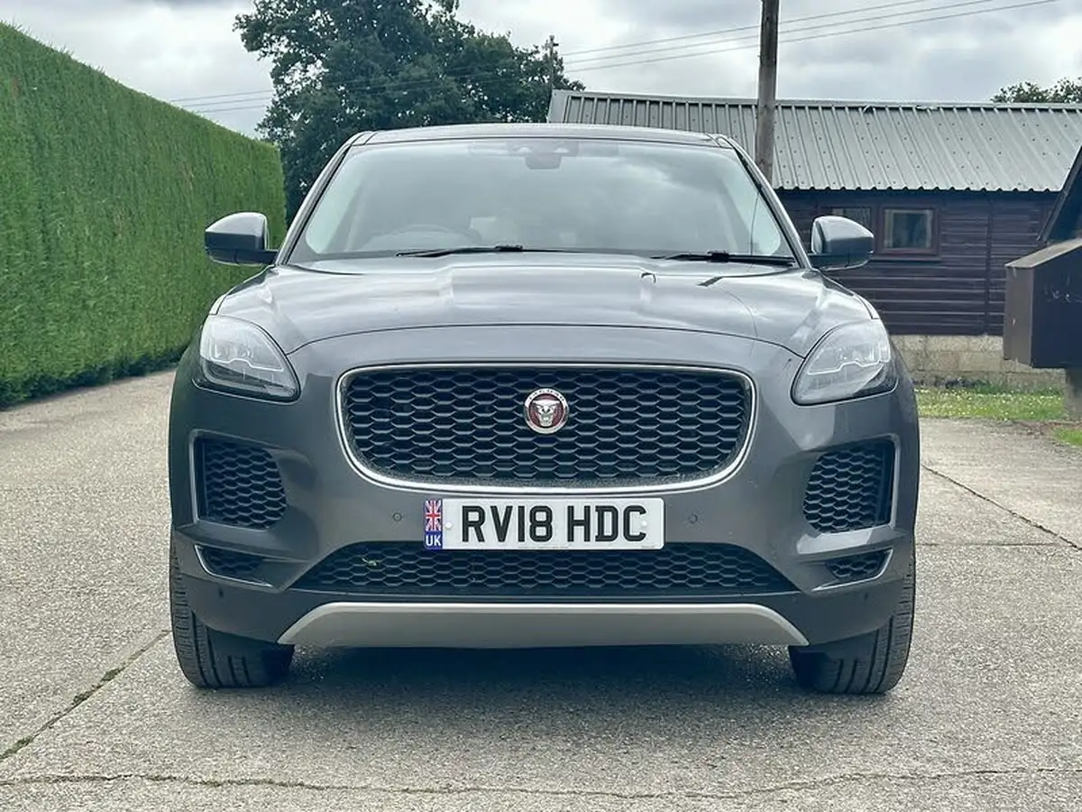 2018-jaguar-e-pace-20-i4-s-ss-big-4