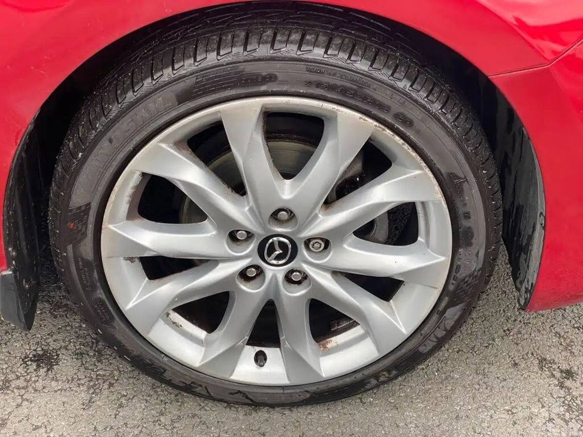 2015-mazda-mazda3-20-sport-nav-120ps-fastback-4d-big-25