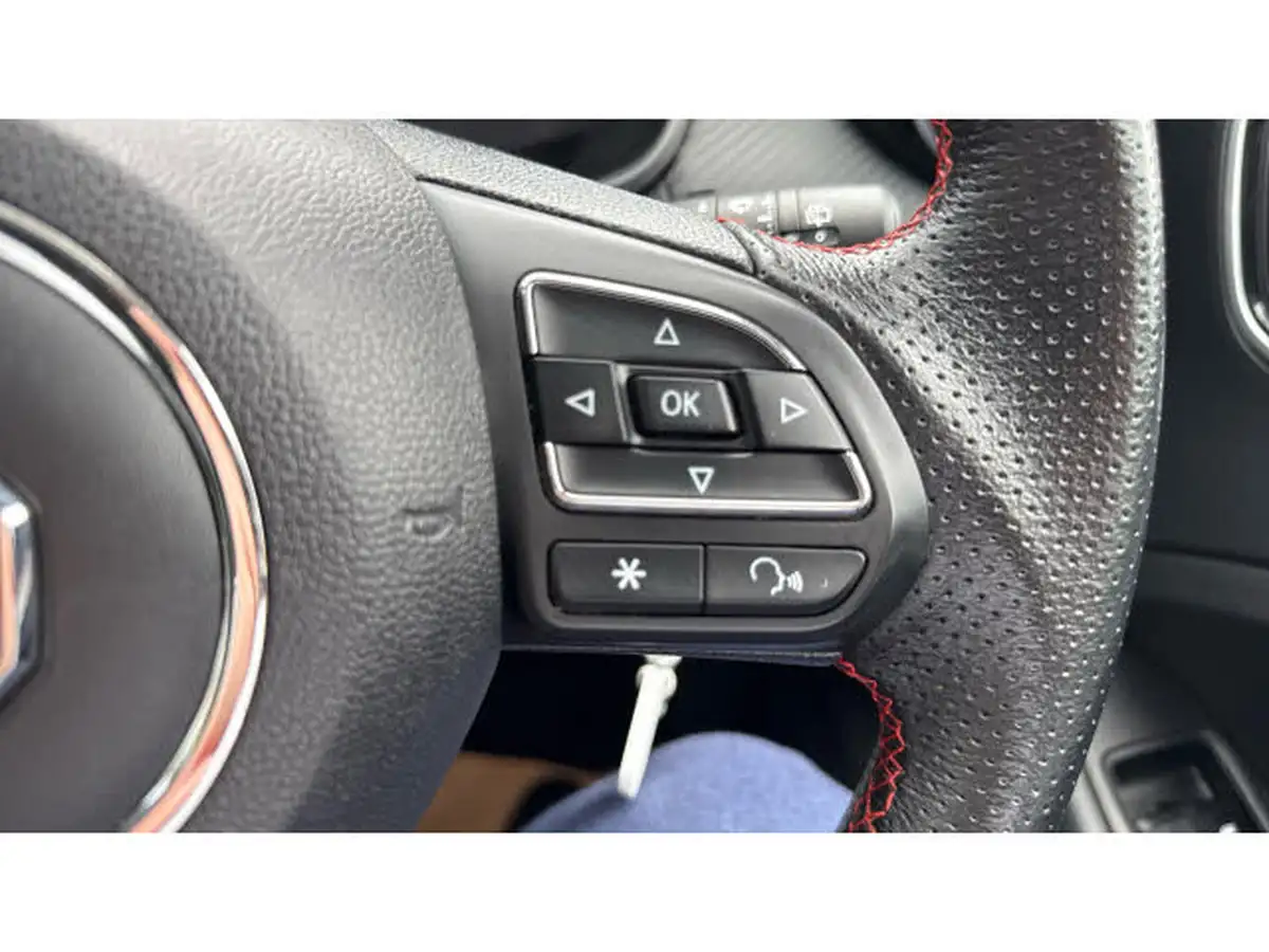 2023-mg-zs-suv-15-vti-tech-exclusive-big-19