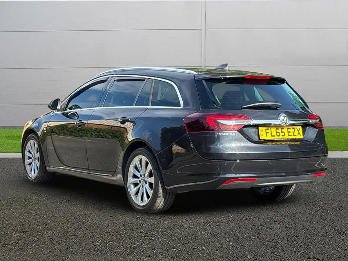 2015-vauxhall-insignia-sports-tourer-16cdti-elite-nav-ecoflex-ss-big-4