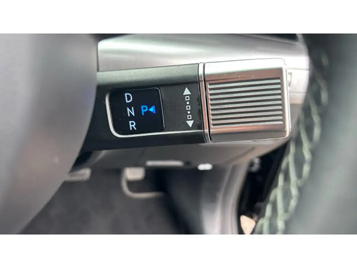 2025-hyundai-kona-big-12