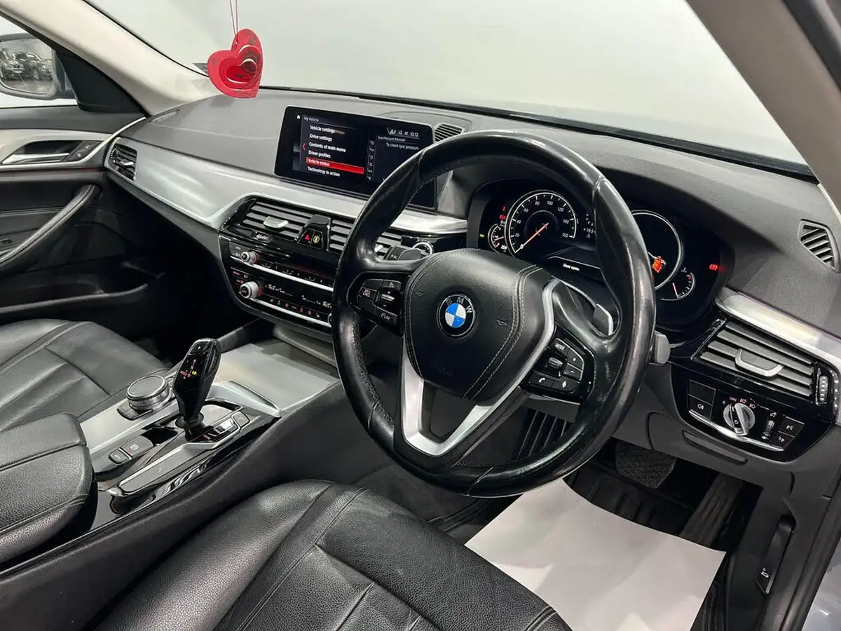2017-bmw-5-series-20td-520d-se-188bhp-saloon-4d-big-28