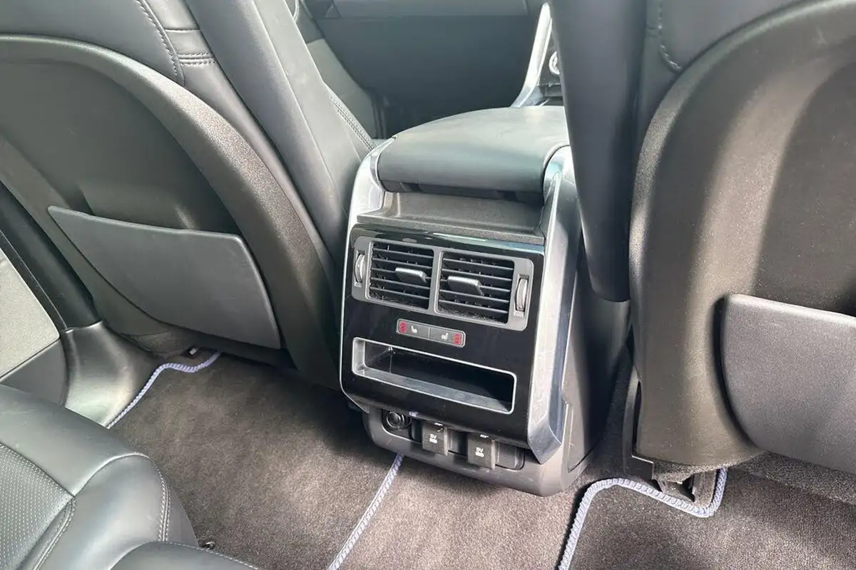 2018-land-rover-range-rover-sport-big-29