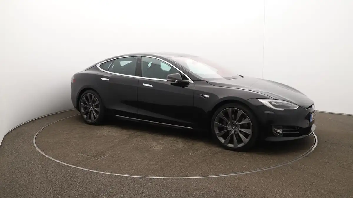 2020-tesla-model-s-e-long-range-big-48