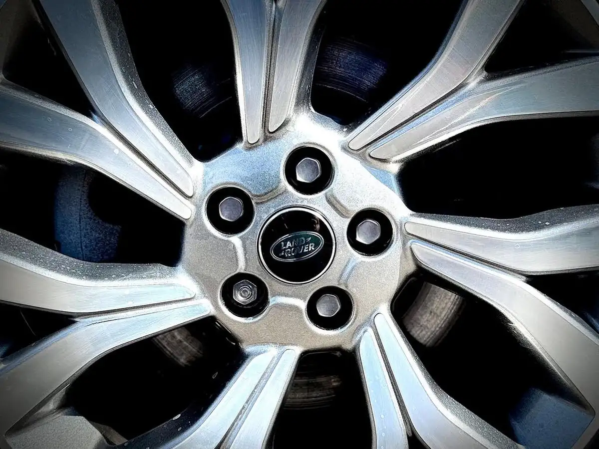 2021-land-rover-range-rover-30-p400-vogue-se-big-9