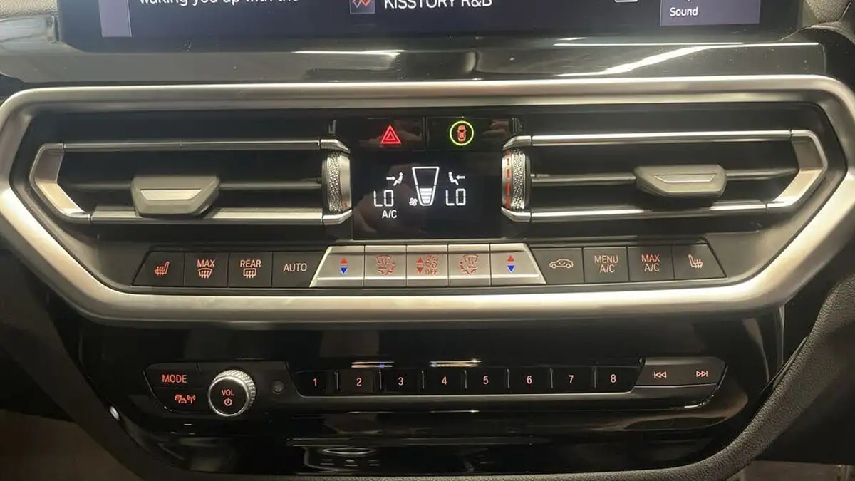 2022-bmw-ix3-e-m-sport-big-28