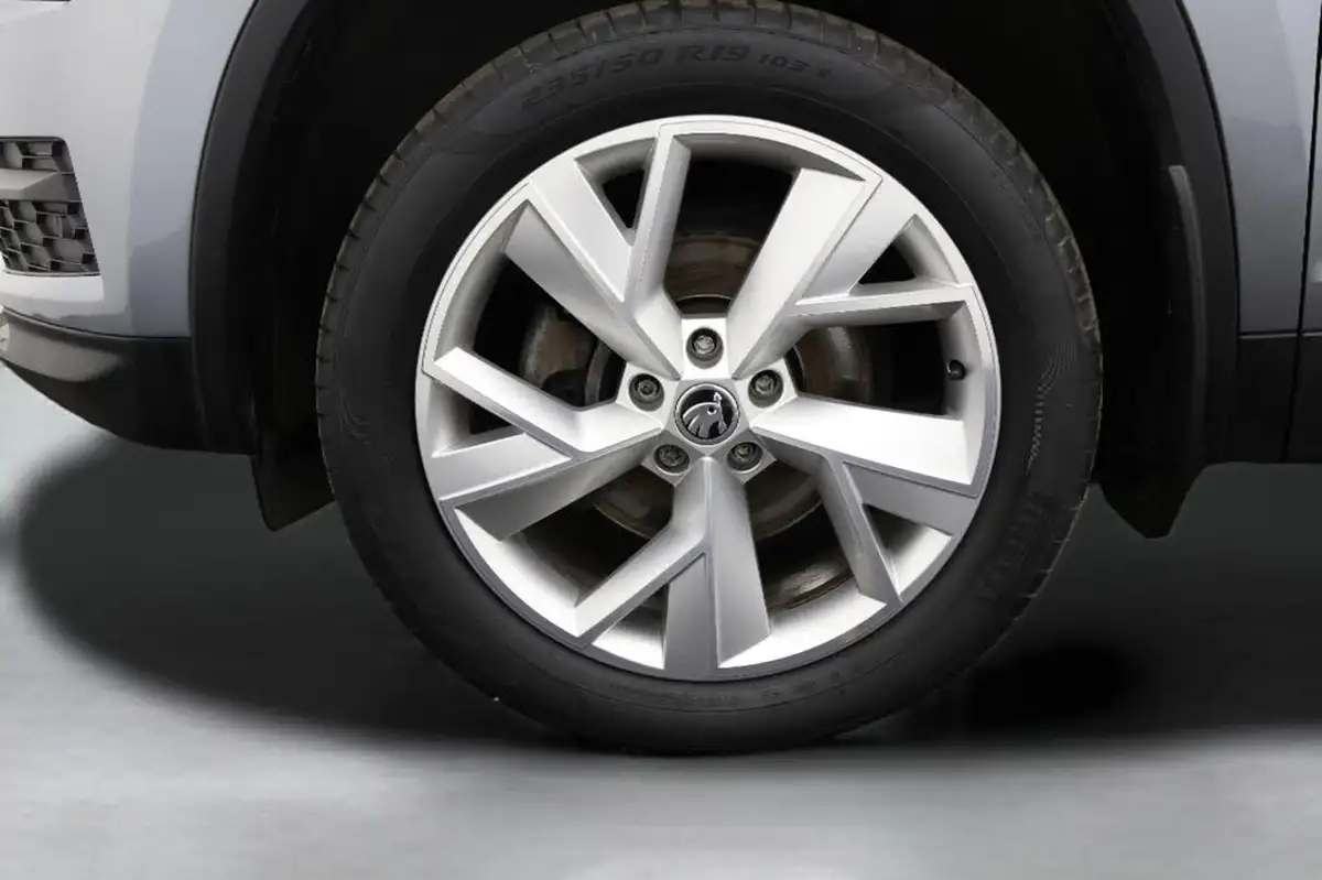 2019-skoda-kodiaq-20tdi-edition-150ps-4x4-7-seats-scr-big-18