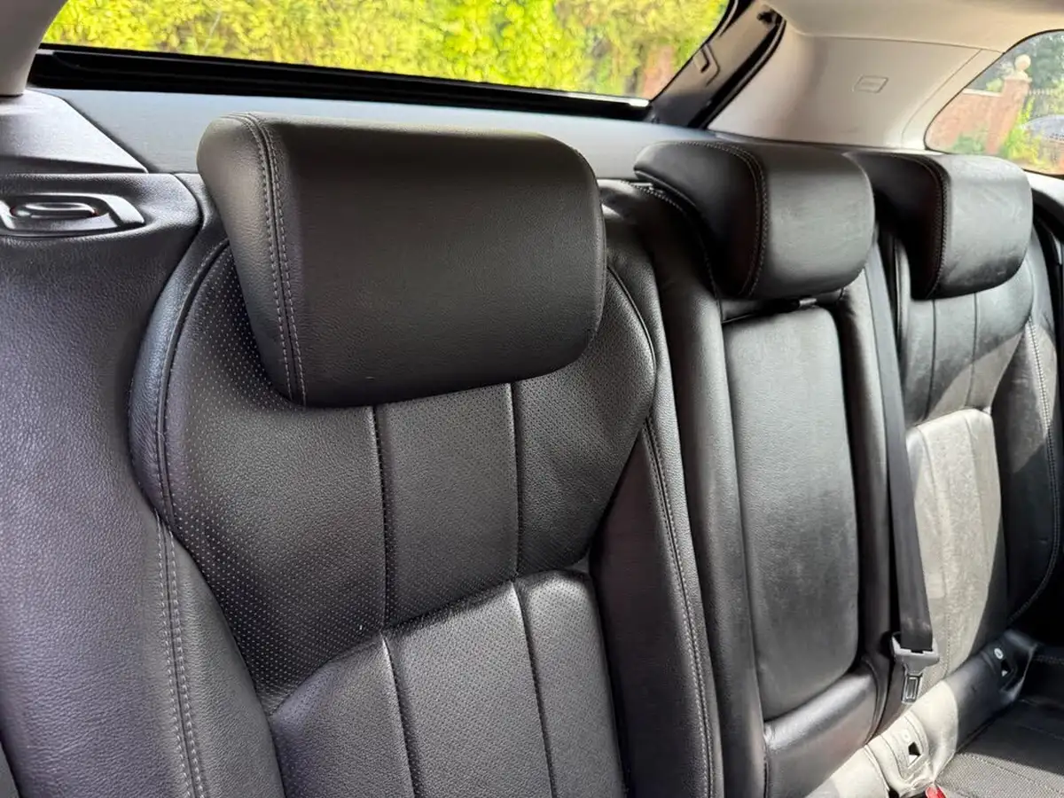 2016-land-rover-range-rover-evoque-20td4-se-tech-ss-hatchback-5d-auto-big-36