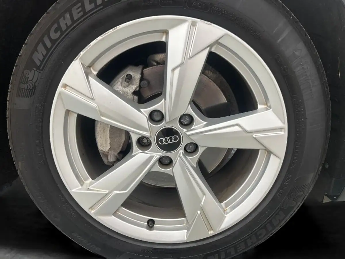 2022-audi-a6-saloon-20-40-tfsi-sport-big-12