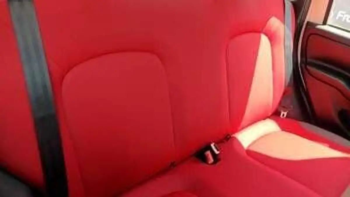 2013-fiat-panda-12-pop-big-5
